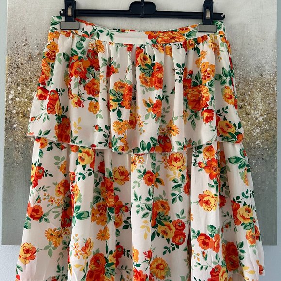 Wayf Floral Tiered Maxi Skirt (NWT) - Picture 7 of 15